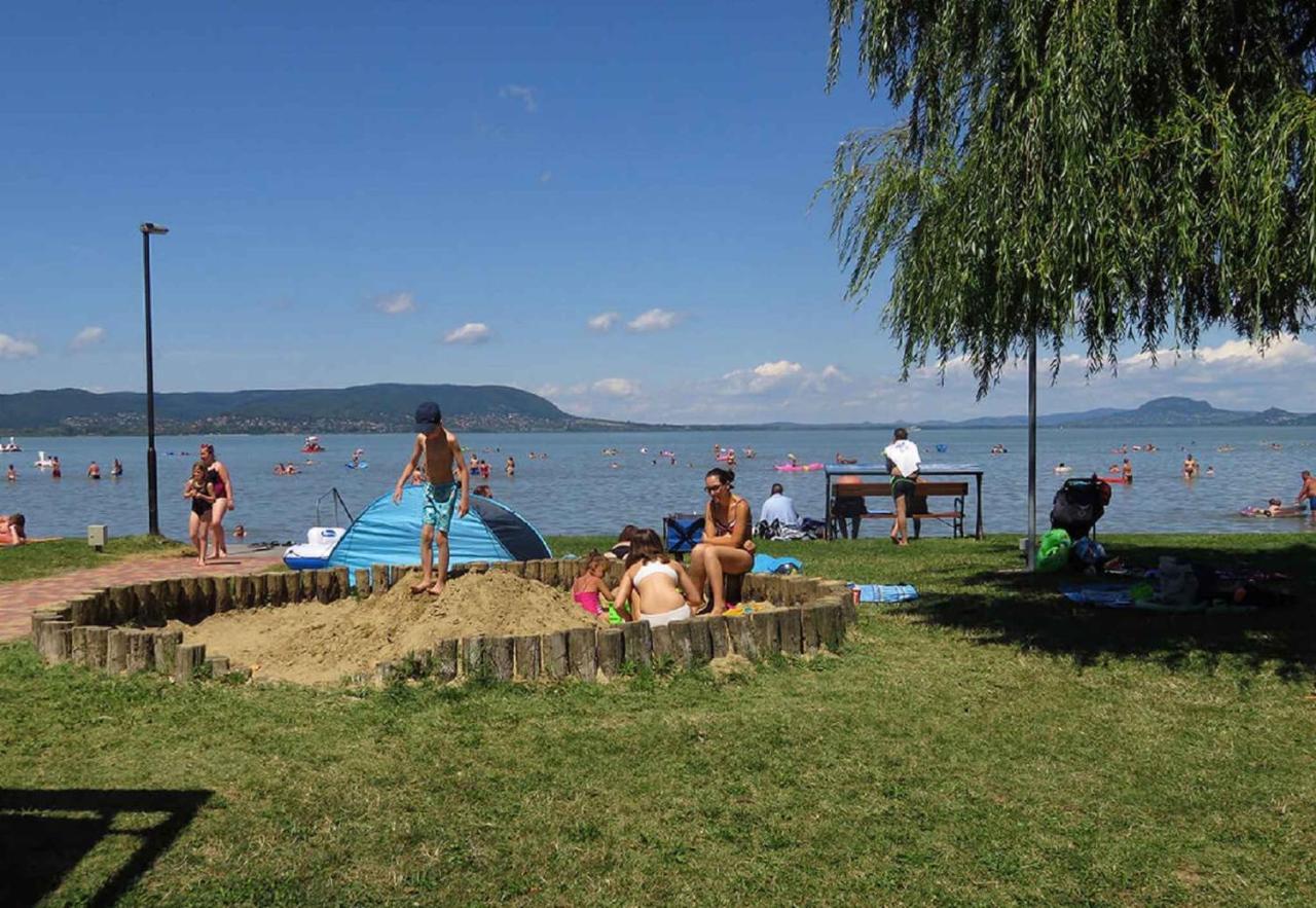 Holiday Home Balatonmariafurdo, Somogy 1 Balatonkeresztúr Exterior foto